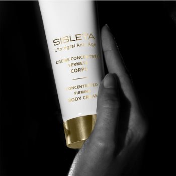 Sisley Sisleÿa L'Integral Firming Concentrated Body Cream crema de corp pentru fermitatea pielii piele anti-imbatranire - imagine 3